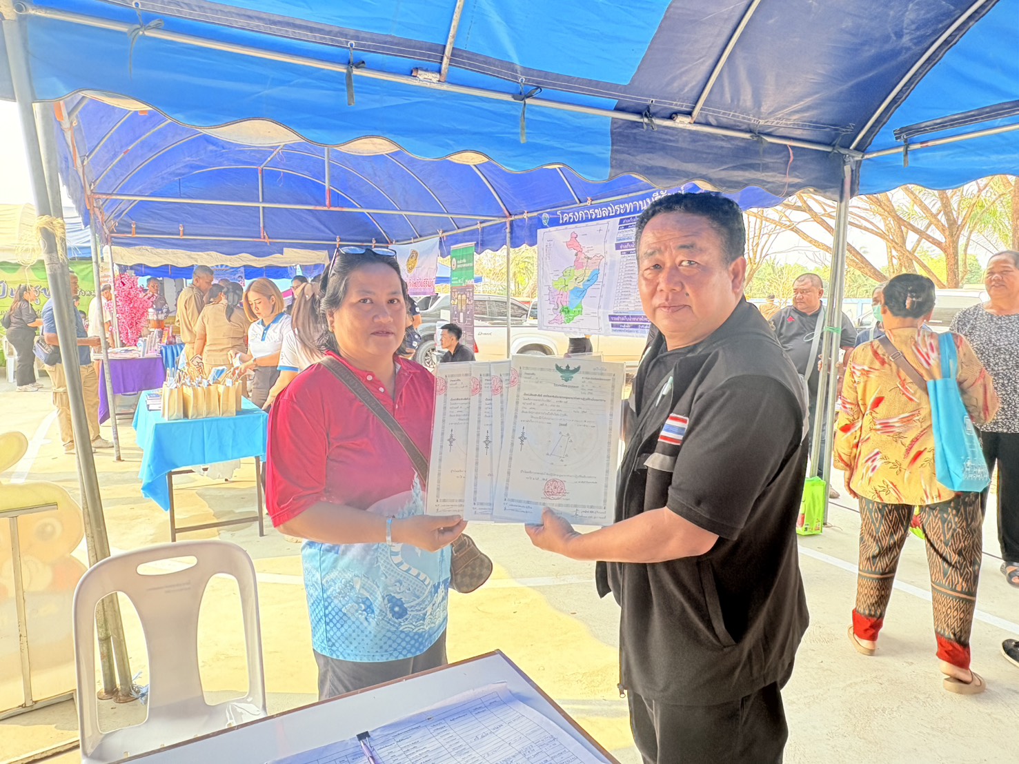 title - วันอังคารที่ 24 กุมภาพันธ์ 2569 นายประเสริฐ กาญจนเกียรติกุล ปฏิรูปที่ดินจังหวัดบุรีรัมย์ มอบหมายให้ นางนวลละออง ชูมาตย์ ผอ.กลุ่มยุทธศาสตร์ฯ พร้อมเจ้าหน้าที่ ส.ป.ก.บุรีรัมย์ ร่วมงานหน่วยแพทย์ พอ.สว. และโครงการบำบัดทุกข์ บำรุงสุข วิถีใหม่ สร้างรอยยิ้มให้ประชาชน ณ อำเภอแคนดง จังหวัดบุรีรัมย์